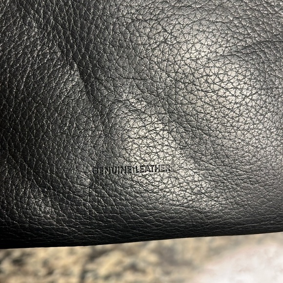 Kenneth Cole Reaction Black Leather Clutch - Picture 7 of 12